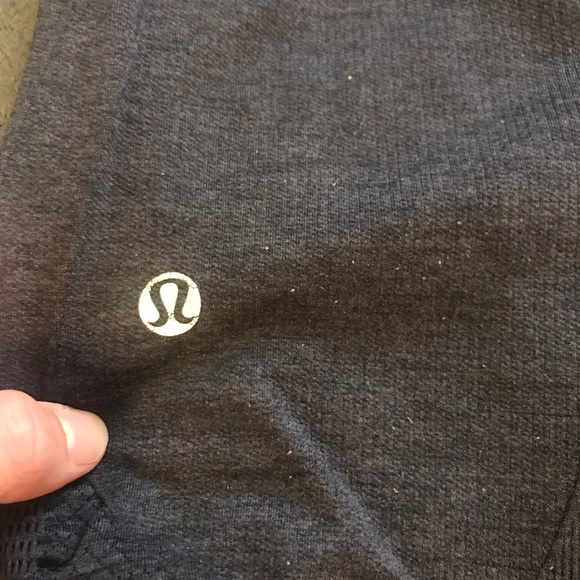 Lululemon Cropped Leggings - Picture 4 of 5